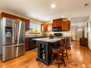 24129 NE 112th Lane 151, Redmond WA 98053