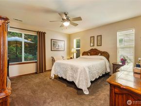 24129 NE 112th Lane 151, Redmond WA 98053