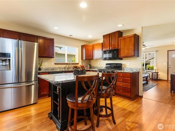 24129 NE 112th Lane 151, Redmond WA 98053