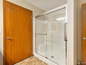 24129 NE 112th Lane 151, Redmond WA 98053