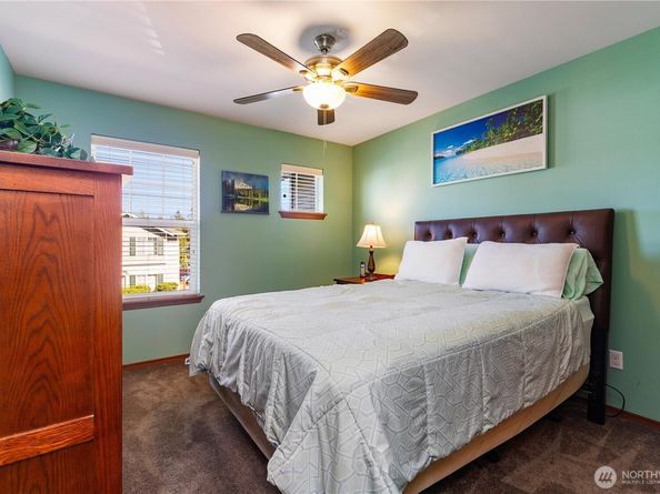24129 NE 112th Lane 151, Redmond WA 98053