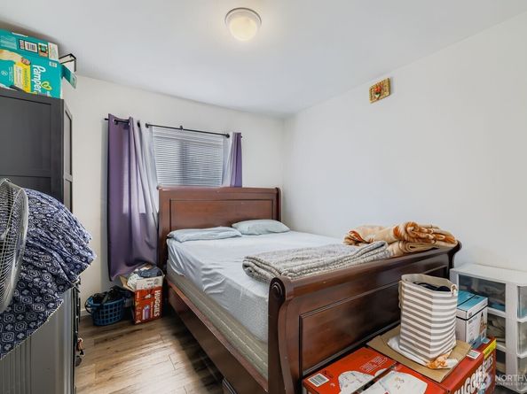 2414 S 121st Place, Seattle WA 98168