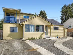 2414 S 121st Place, Seattle WA 98168