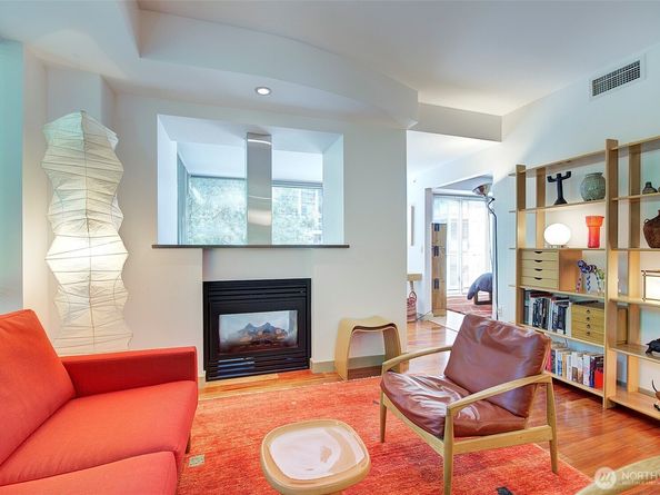 910 Lenora Street S307, Seattle WA 98121