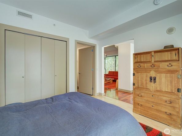 910 Lenora Street S307, Seattle WA 98121