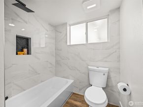 12611 SE 160th Street, Renton WA 98058