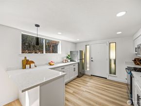 12611 SE 160th Street, Renton WA 98058