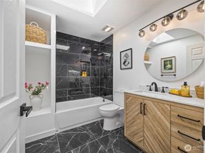 12611 SE 160th Street, Renton WA 98058