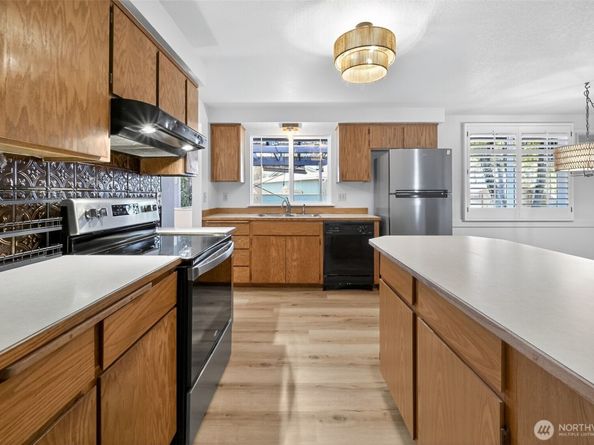 328 101st Ave Se, Lake Stevens WA 98258