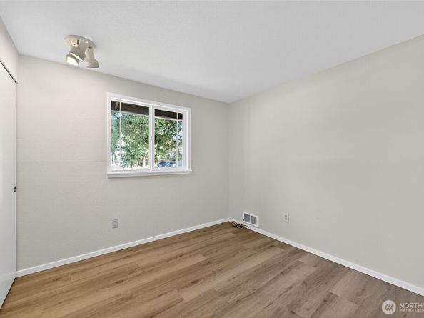 328 101st Ave Se, Lake Stevens WA 98258