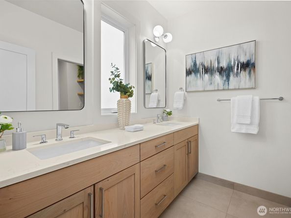13015 NE 113th Street, Kirkland WA 98033