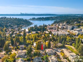 208 106th Avenue SE, Bellevue WA 98004