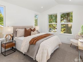 208 106th Avenue SE, Bellevue WA 98004