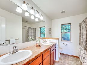 2496 NE Ariel Court, Poulsbo WA 98370