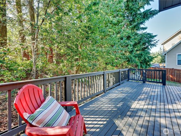 2496 NE Ariel Court, Poulsbo WA 98370