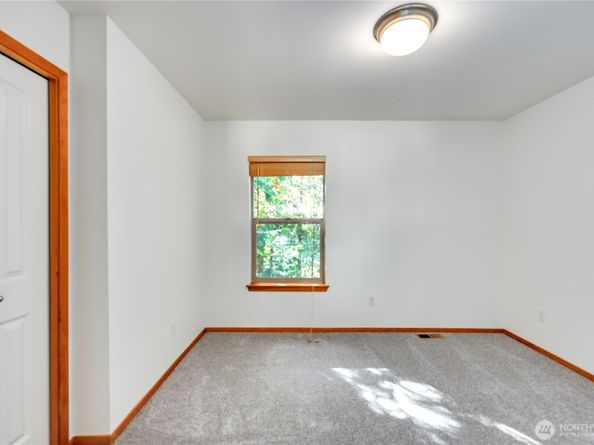 2496 NE Ariel Court, Poulsbo WA 98370