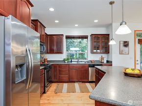 2496 NE Ariel Court, Poulsbo WA 98370