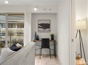 1550 Eastlake Avenue E 105, Seattle WA 98102
