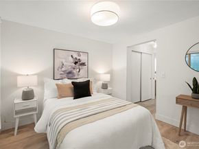 1550 Eastlake Avenue E 105, Seattle WA 98102