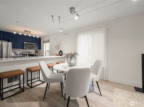 1550 Eastlake Avenue E 105, Seattle WA 98102