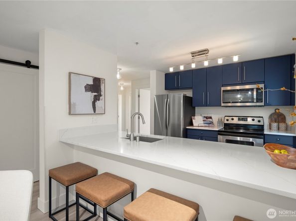 1550 Eastlake Avenue E 105, Seattle WA 98102