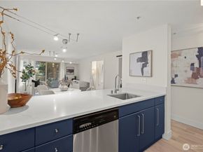 1550 Eastlake Avenue E 105, Seattle WA 98102