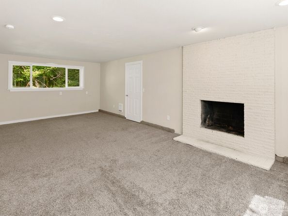 15210 22nd Place W, Lynnwood WA 98087