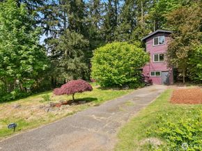 15210 22nd Place W, Lynnwood WA 98087