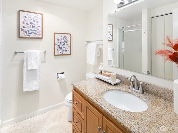 2100 3rd Avenue 1702, Seattle WA 98121