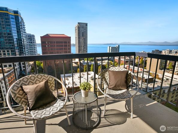 2100 3rd Avenue 1702, Seattle WA 98121
