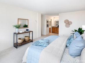 2100 3rd Avenue 1702, Seattle WA 98121