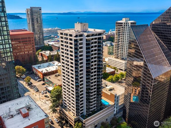 2100 3rd Avenue 1702, Seattle WA 98121