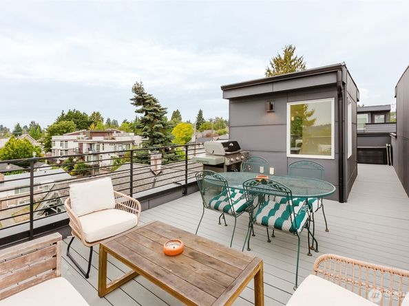 2444 C NW 64th, Seattle WA 98107