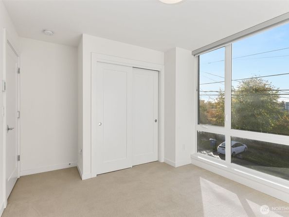 2444 NW 64th Street C, Seattle WA 98107