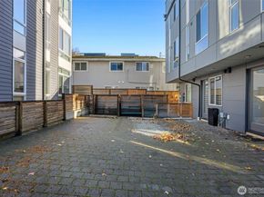2444 NW 64th Street C, Seattle WA 98107