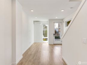 2444 NW 64th Street C, Seattle WA 98107