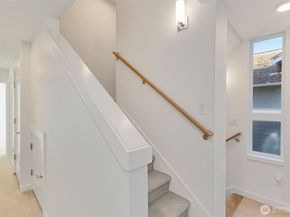 2444 NW 64th Street C, Seattle WA 98107