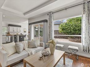 1027 SW 352nd Street, Federal Way WA 98023