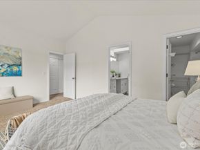 1027 SW 352nd Street, Federal Way WA 98023