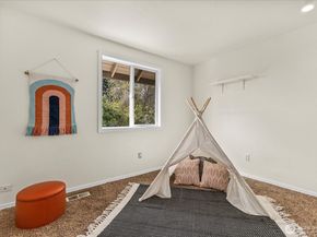 1027 SW 352nd Street, Federal Way WA 98023