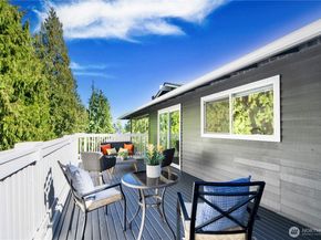 17808 NE 12th Street, Bellevue WA 98008