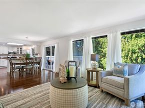 17808 NE 12th Street, Bellevue WA 98008