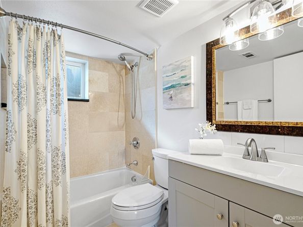 17808 NE 12th Street, Bellevue WA 98008