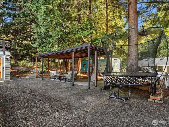 1711 NE 104th Street, Seattle WA 98125