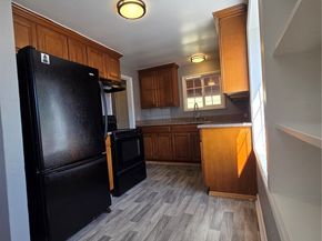 10603 12th Avenue SW, Seattle WA 98146
