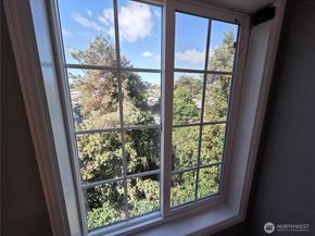 10603 12th Avenue SW, Seattle WA 98146