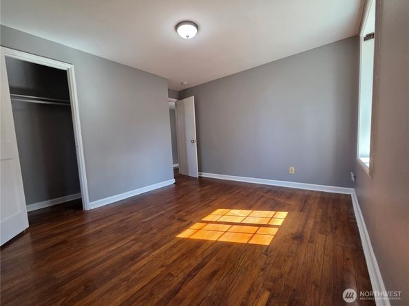 10603 12th Avenue SW, Seattle WA 98146