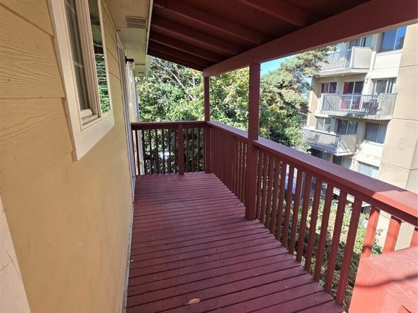10603 12th Avenue SW, Seattle WA 98146