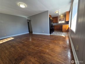 10603 12th Avenue SW, Seattle WA 98146