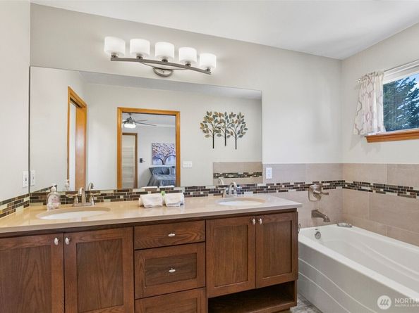 5901 153rd Place SE, Snohomish WA 98296